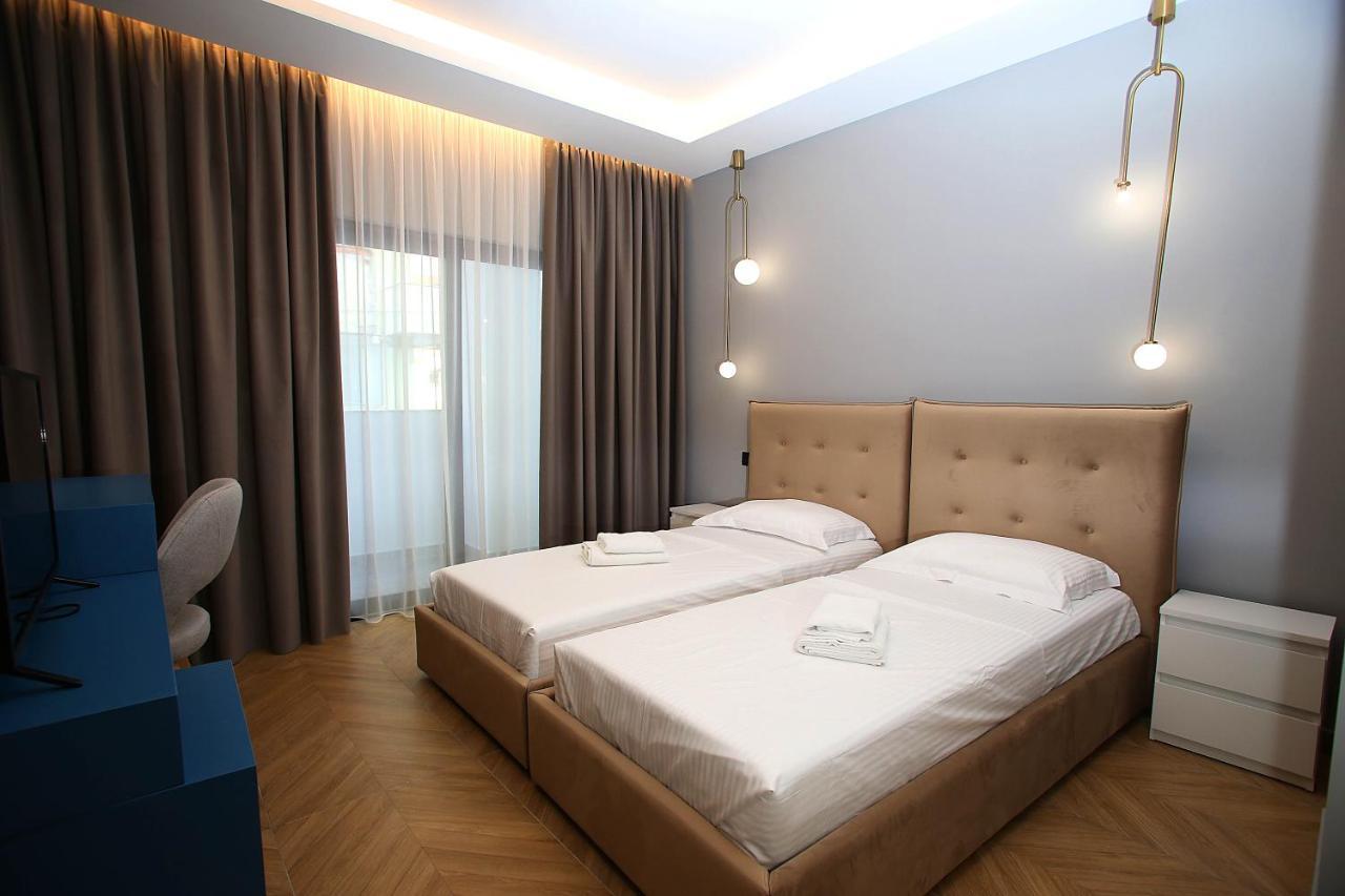 Diamond Hotel Durres Bagian luar foto