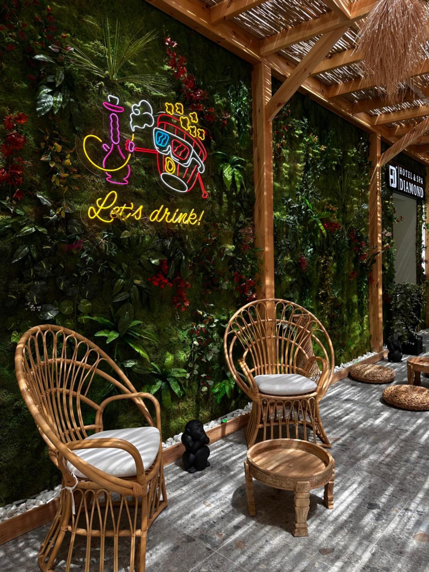 Diamond Hotel Durres Bagian luar foto
