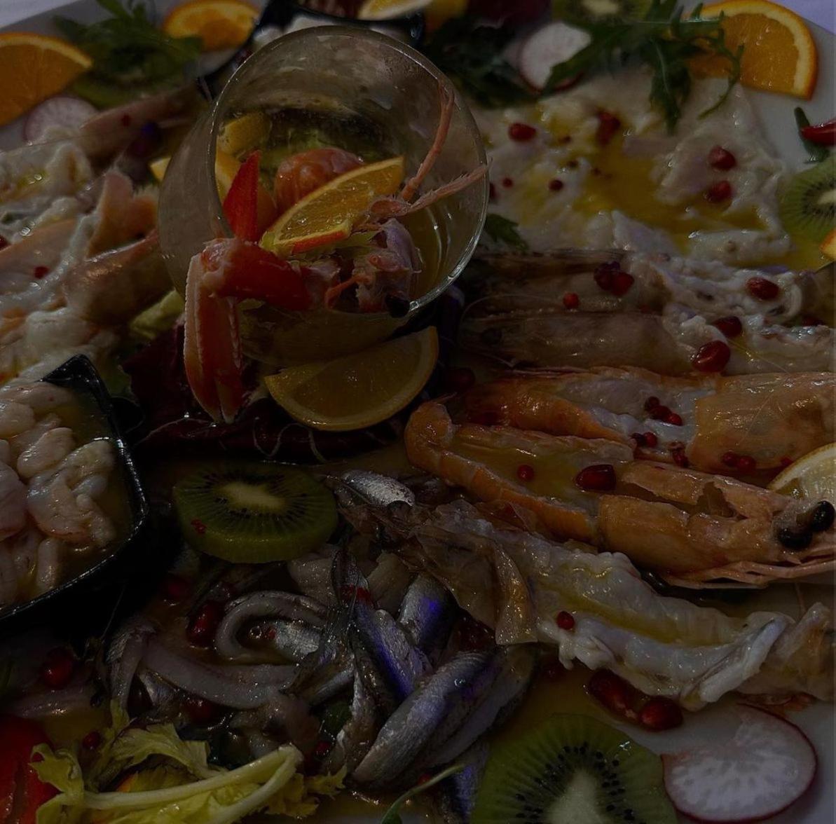 Diamond Hotel Durres Bagian luar foto