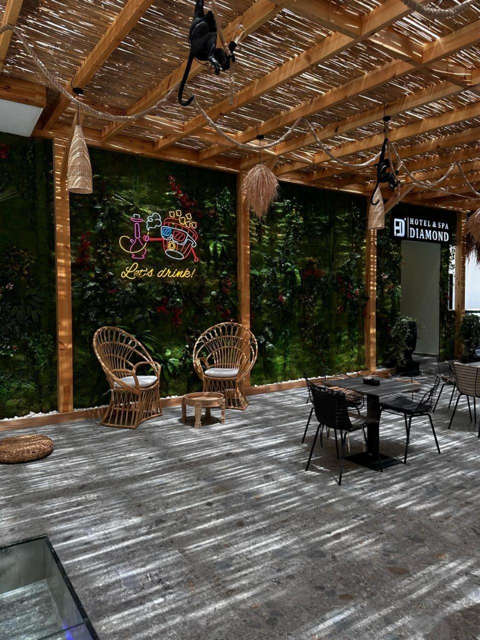 Diamond Hotel Durres Bagian luar foto